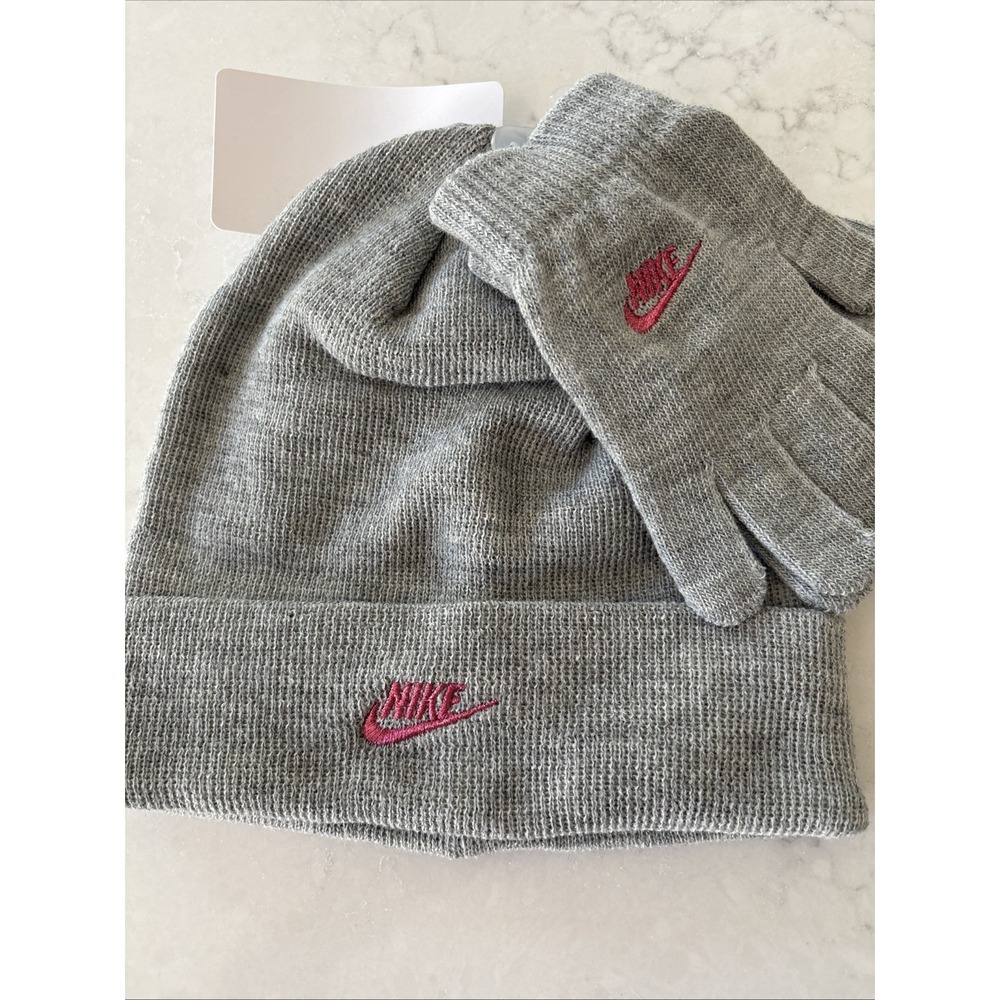 NIKE Girls Youth 7/16 2‎ Piece Fold over Futura Beanie Hat Gloves Set Gray Pink